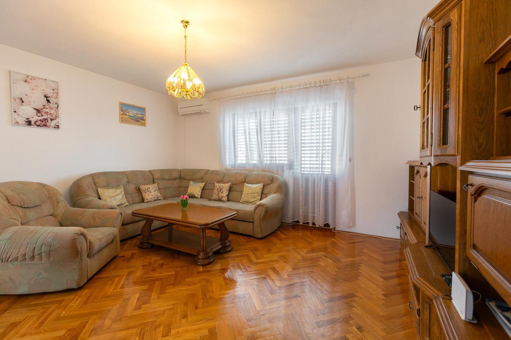 Apartman Dugec Daire Kastela Dış mekan fotoğraf